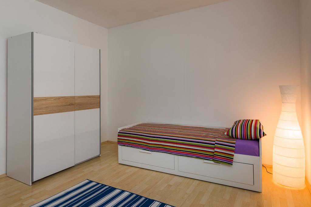Garden Apartment Kaštela Pokój zdjęcie